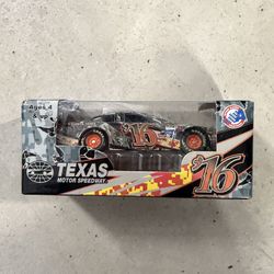 Texas Motor Speedway #16 Diecast Race Car Collectible – 1:64 Scale
