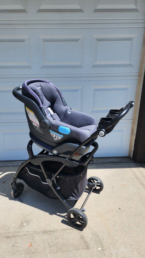 Uppababy Car Seat and Baby Trend Compact Stroller