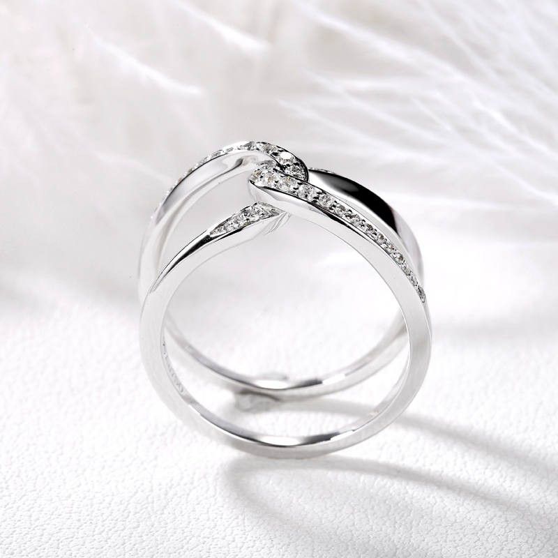 "Newest Fresh Twist Cross Wedding Trendy Dazzling Silver Ring for Women, VIP570
  
