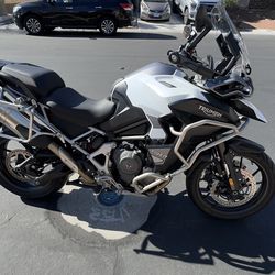 2023 TRIUMPH Tiger 1200