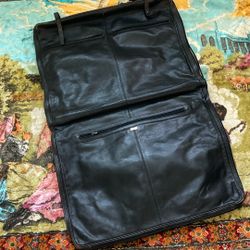Bi-fold Leather Garment Bag 