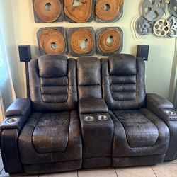 LIVING SPACES Original leather 3 tones of gray color
