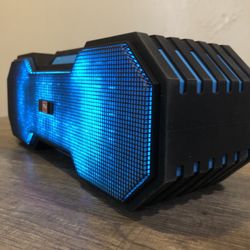 BLUETOOTH SPEAKER SYSTEM-PORTABLE RECHARGEABLE-REMOTE CONTROL CHARGING CABLE & AUXILIARY INCLUDED) FM RADIO-USB MUSIC PLAYER & TF CARD HIGH QUALITY SO