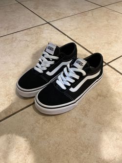 Vans shoes size 1.0