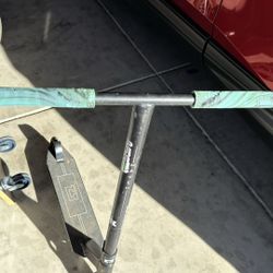 MAVEN kids pro scooter