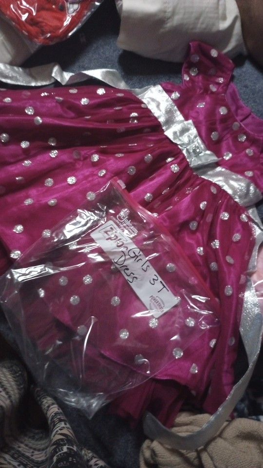 Little Girl Dresses 2T- 4T