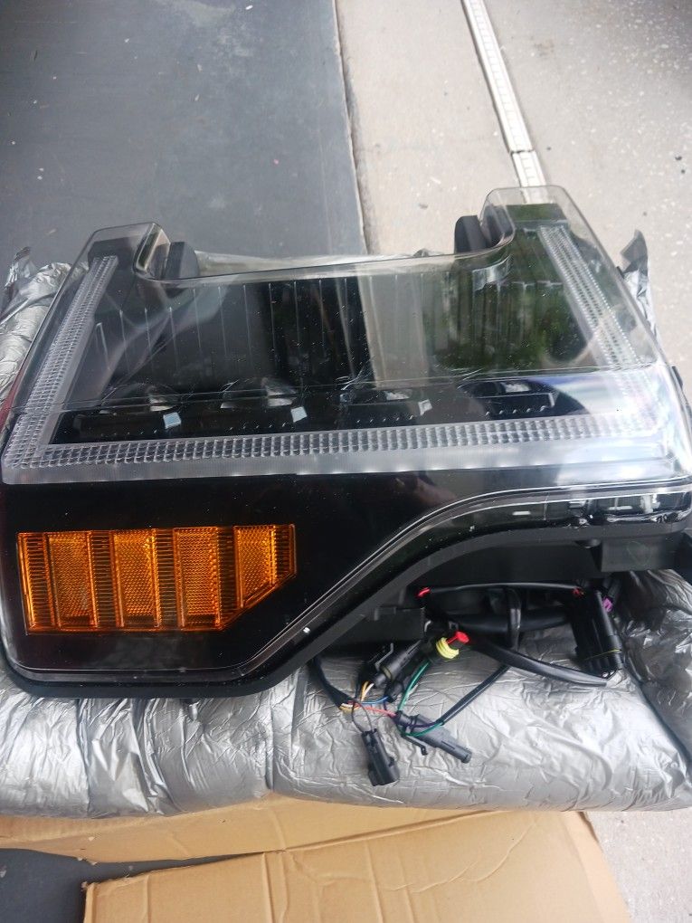 HEADLIGHT