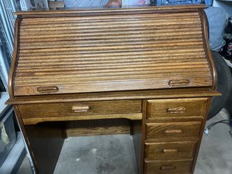 Roll top desk