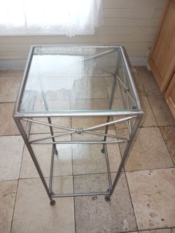 Glass / iron entry table