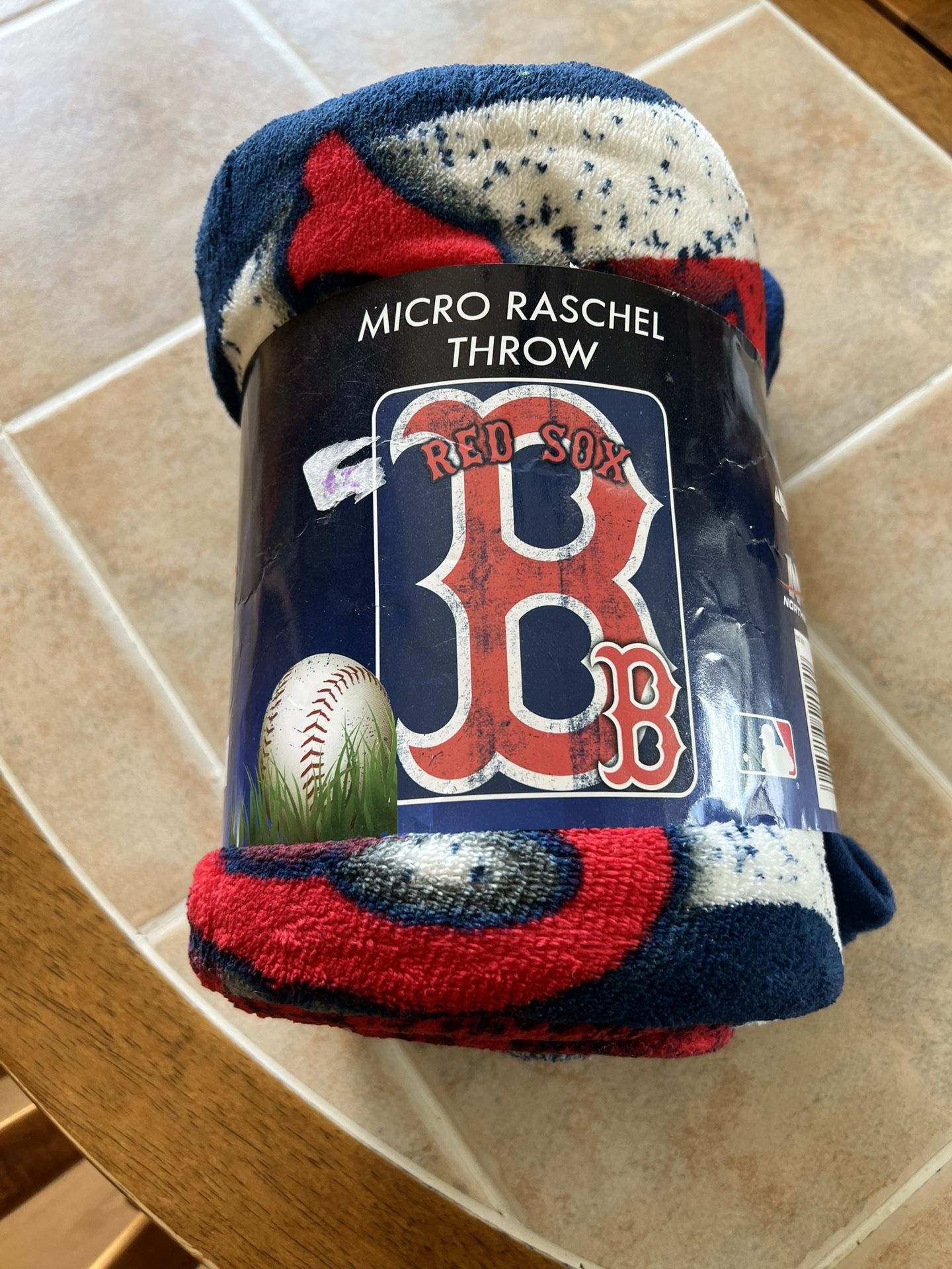 Red Sox Micro Rachel Throw. 46X60