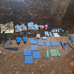 LEGO Blue Lot – Bricks, Plates, Panels & Accessories