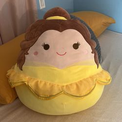 Belle Squishmallow