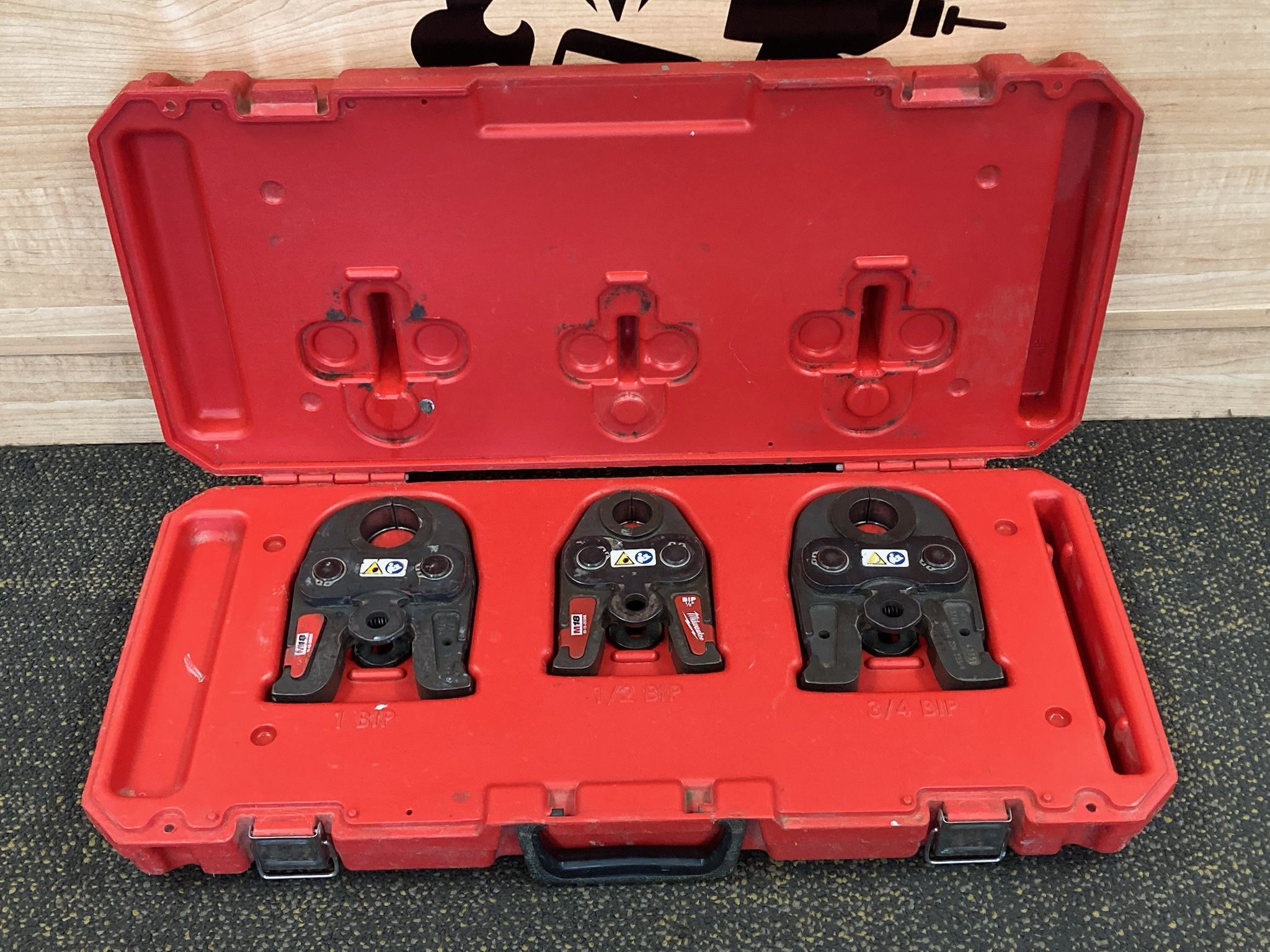 Milwaukee 49-16-2696 M18 1/2" - 1" Black Iron Press Tool Jaw Kit