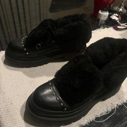 Women’s size 8 boots, 
