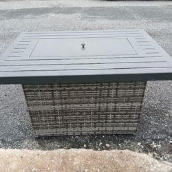 42" Propane Gas Fire Pit Table, 55000 Btu Rectangular Fire Pit With Glass Wind Guard For Outdoor Patio, Deck, Garden, Backyard