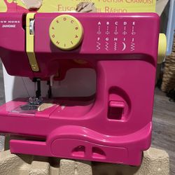Janome Pink Lightweight Sewing Machine 