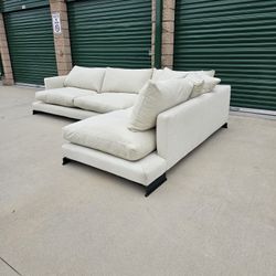 Free Delivery! HD Buttercup Cloud Couch (Excellent Condition)
