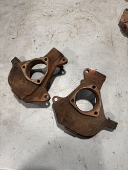 99-07 classic Silverado stock spindles