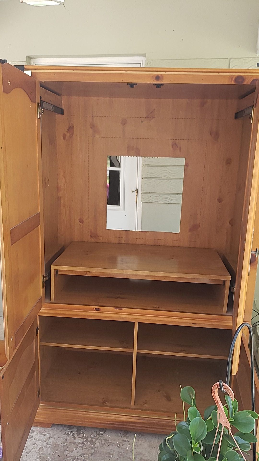 TV cabinet