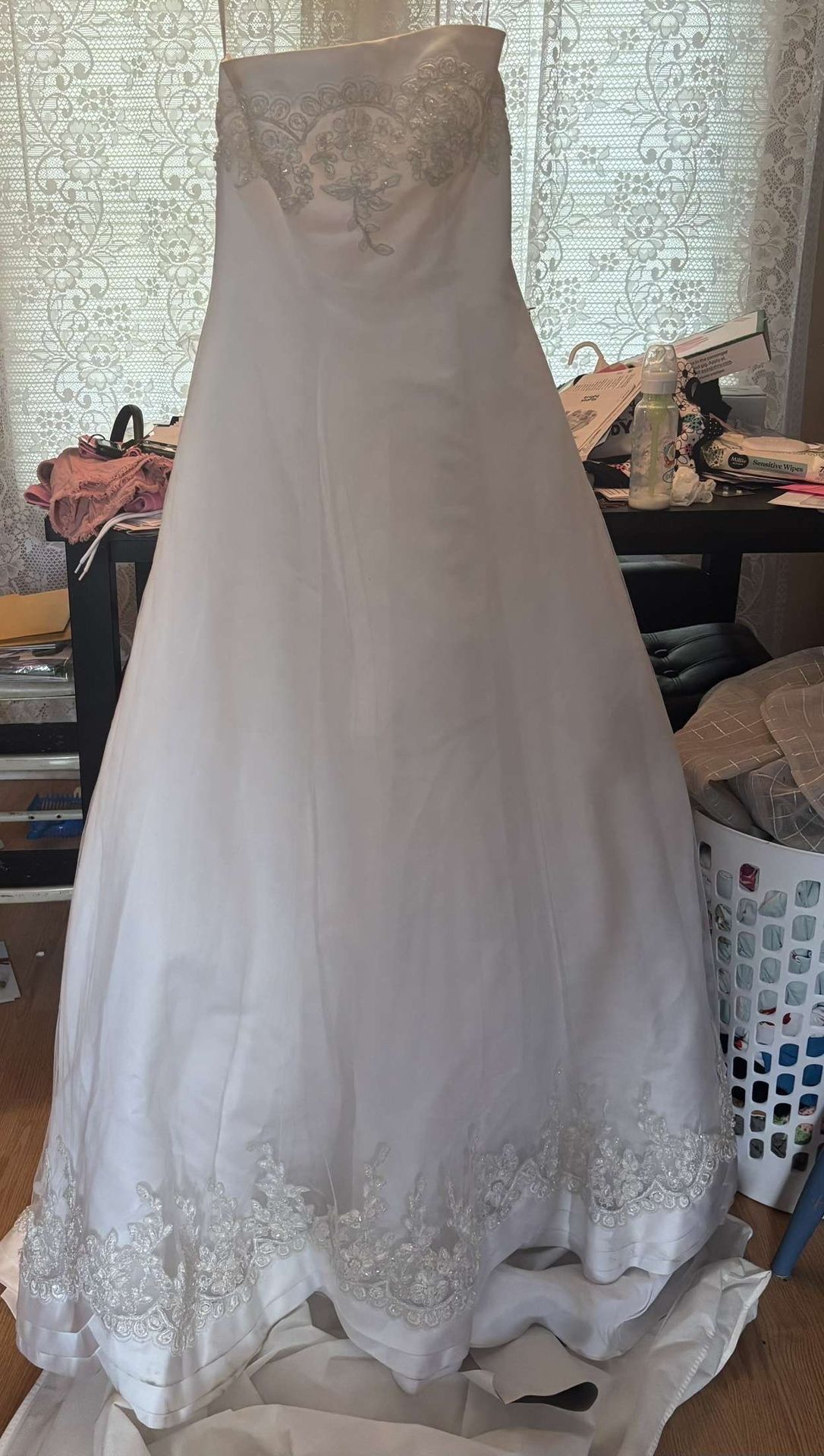 David’s Bridal Wedding Dress Size 8