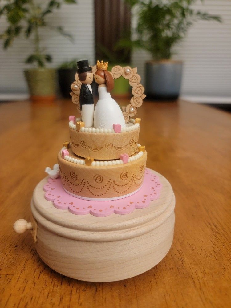 Wedding Cake Music Box | using Sankyo Musical Movement