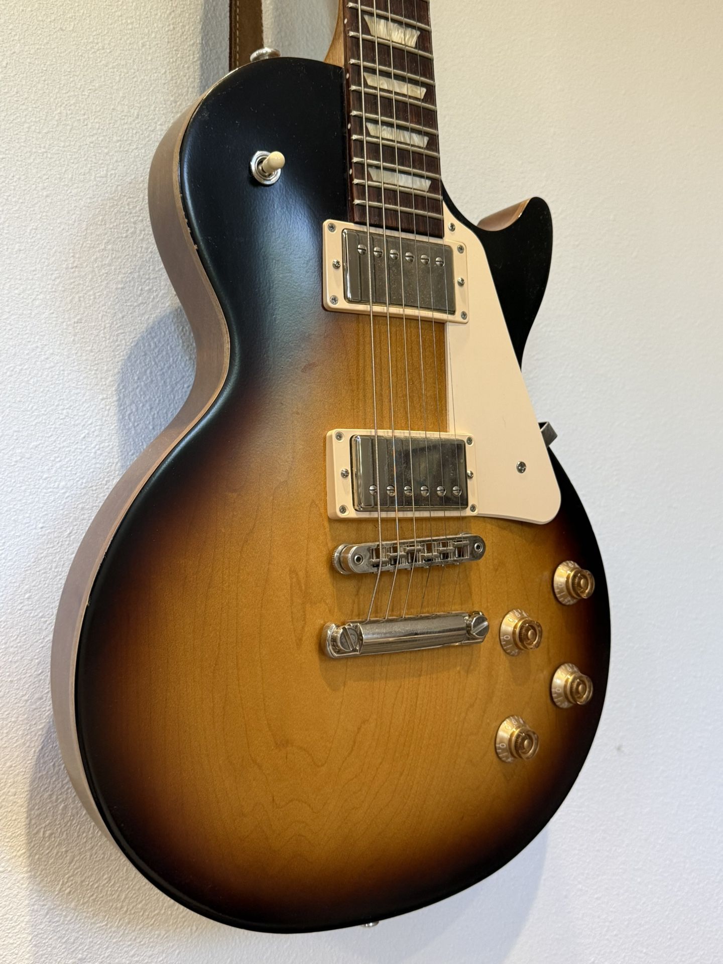 Gibson Les Paul Tribute 