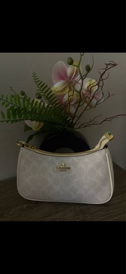 New coach shoulder bag
