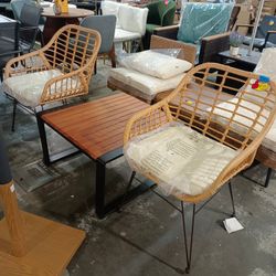 Outdoor furniture,a coffee table and two rattan chairs. $160 Warehouse Address: 2745 Boone st  Columbia sc 29204 Behind DOLLAR TREE 【First Gate entran