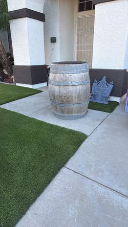 Wine barrel