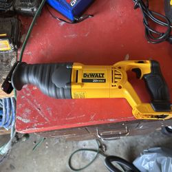 Dewalt 20V MAX Cordless Reciprocating Saw 