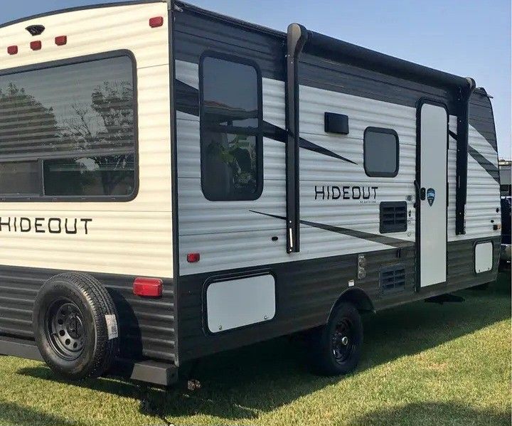 2021 Keystone Hideout