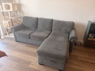 Sectional couch