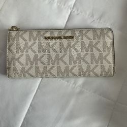 Cartera MK 