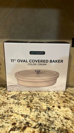 11” Oval Covered Baker
