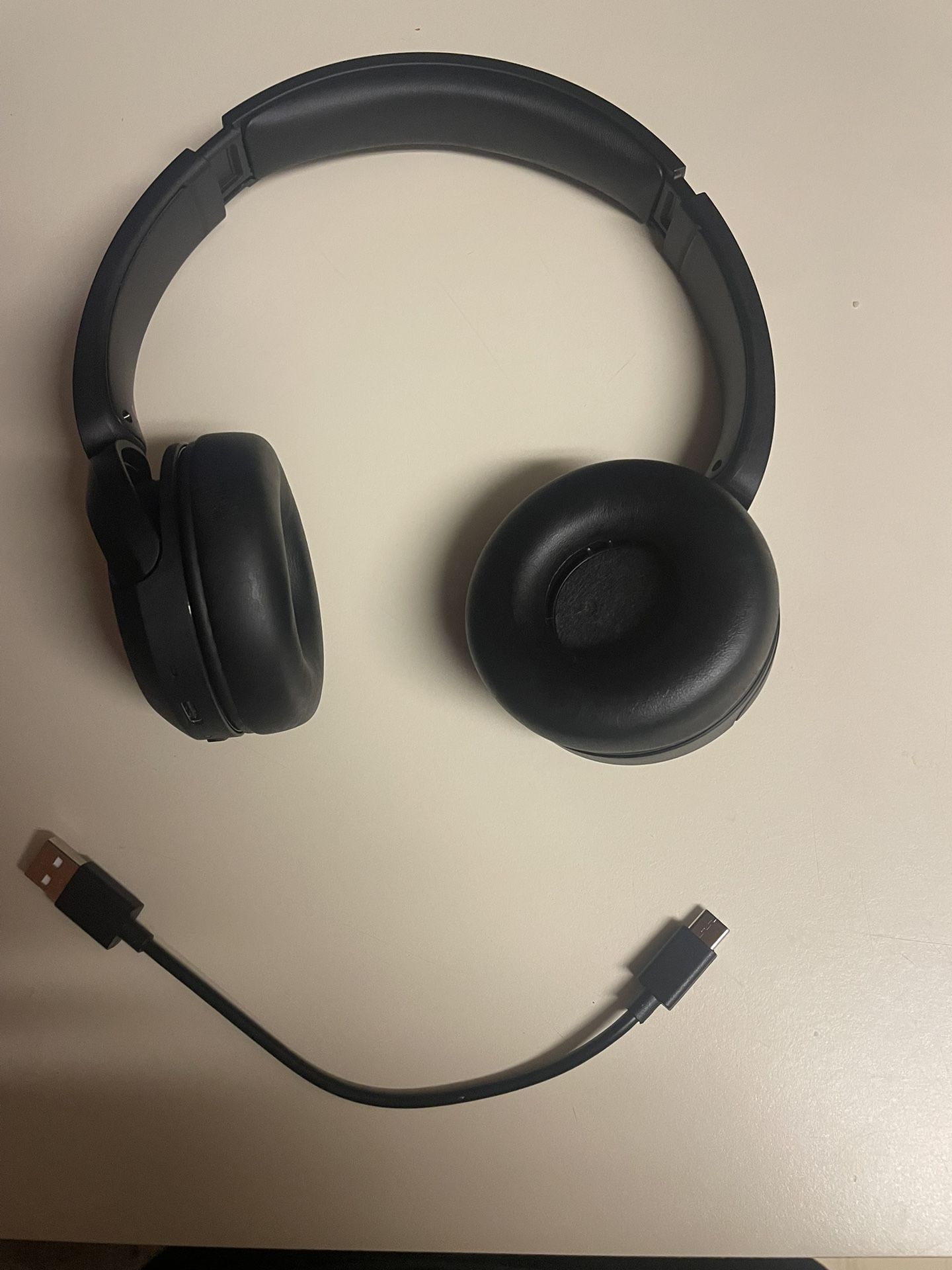 SONY WH- CH520 Headphones