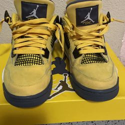 Jordan 4’s