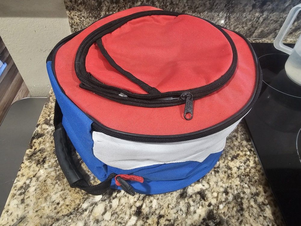 New Compact 10" Barbecue / BBQ Grill And Cooler Combo