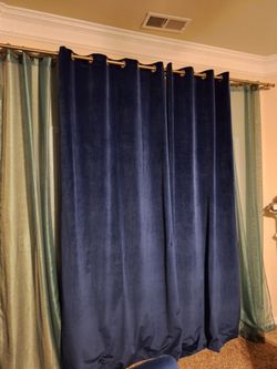 Velvet Curtain 