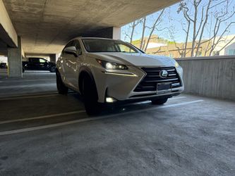 2017 Lexus NX 200t