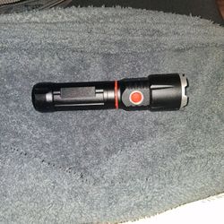 Norlite Xtender LED Flashlight & Worklight