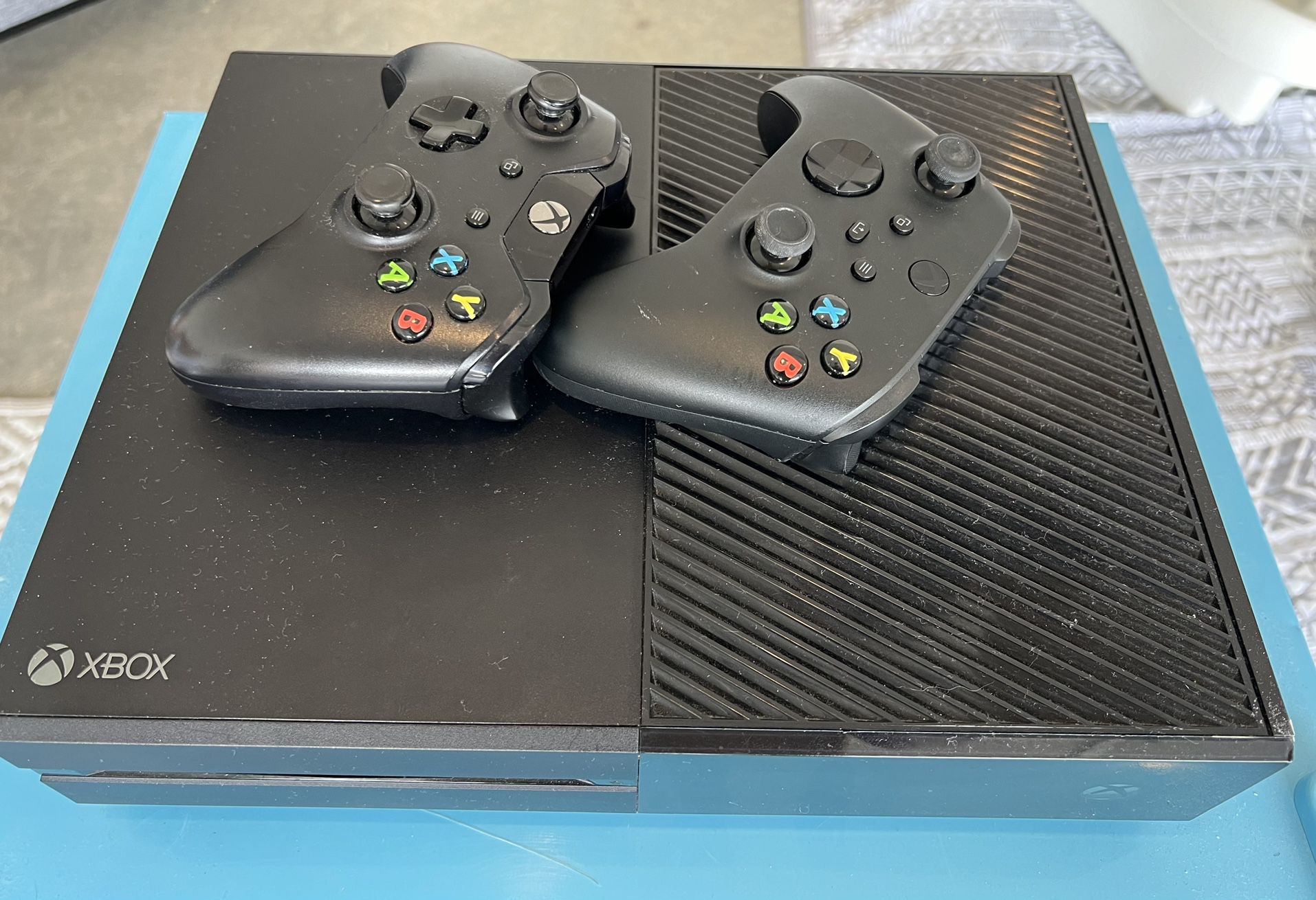 Xbox One Console With 2 Controllers