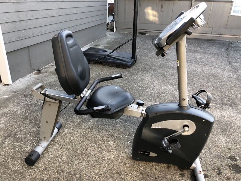 Schwinn 213 Recumbent Exercise Bike for Sale in Puyallup, WA OfferUp