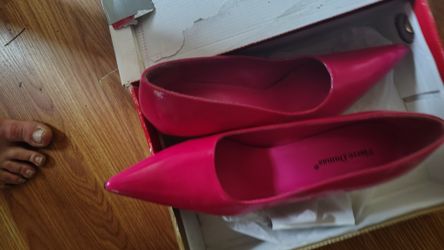 Women's Shoes Barely Worn