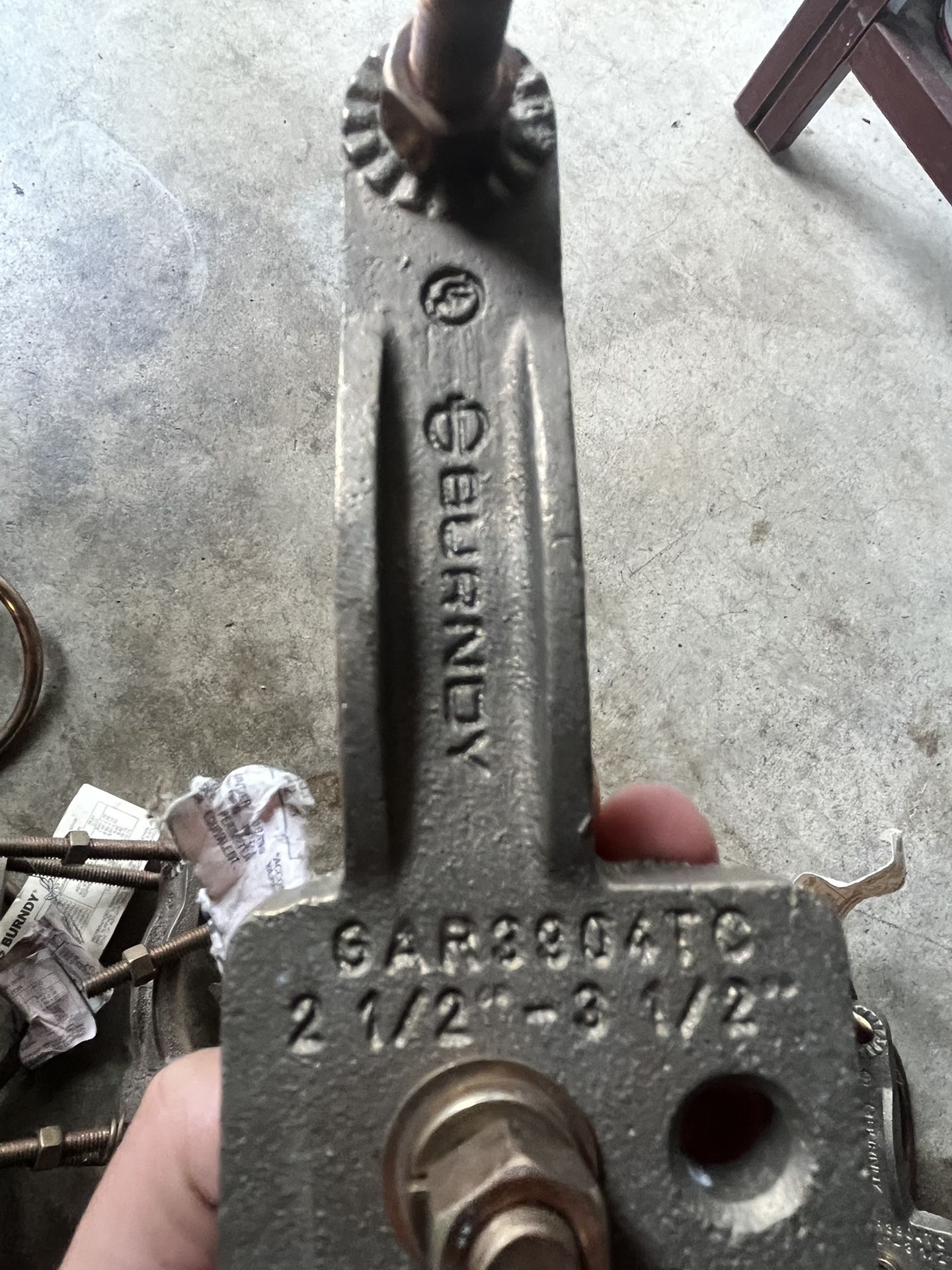 Burndy Ground Clamp 2 1/2" To 3 1/2"