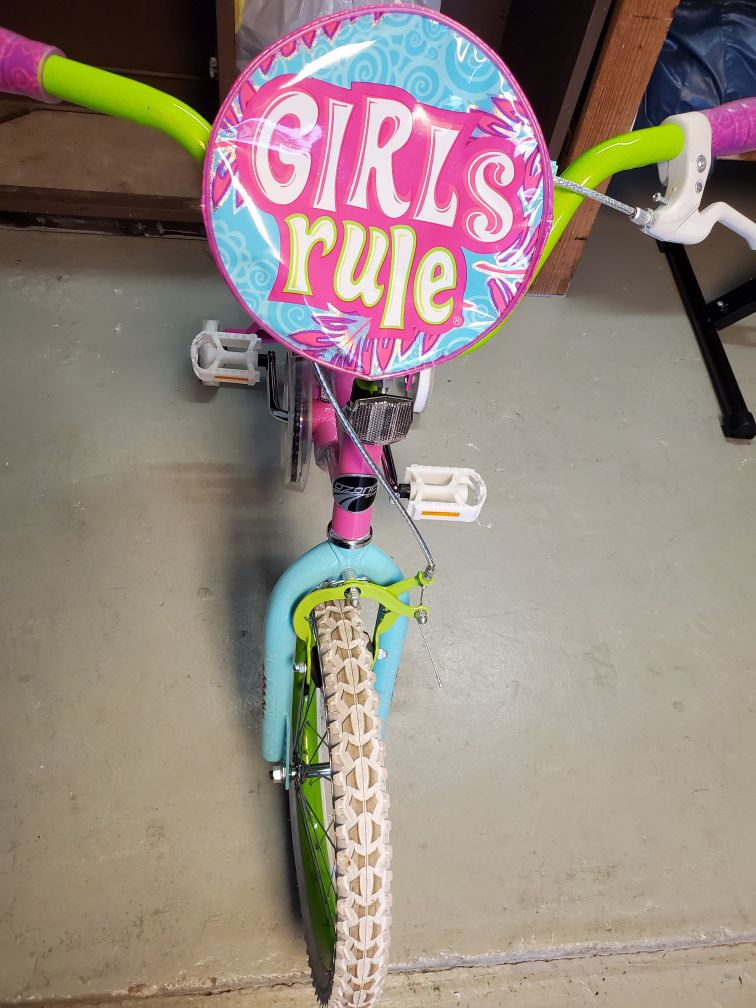 Girls Ozone girl power 18" bike with training wheels