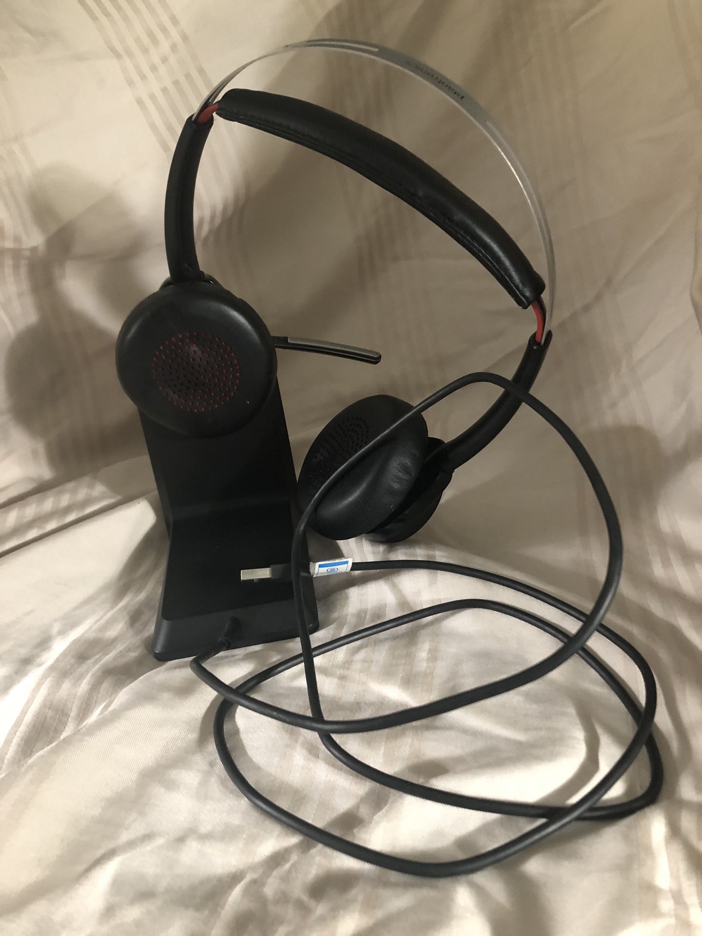 Plantronics Voyager Focus UC (contact info removed) Headset Charging Station Bluetooth