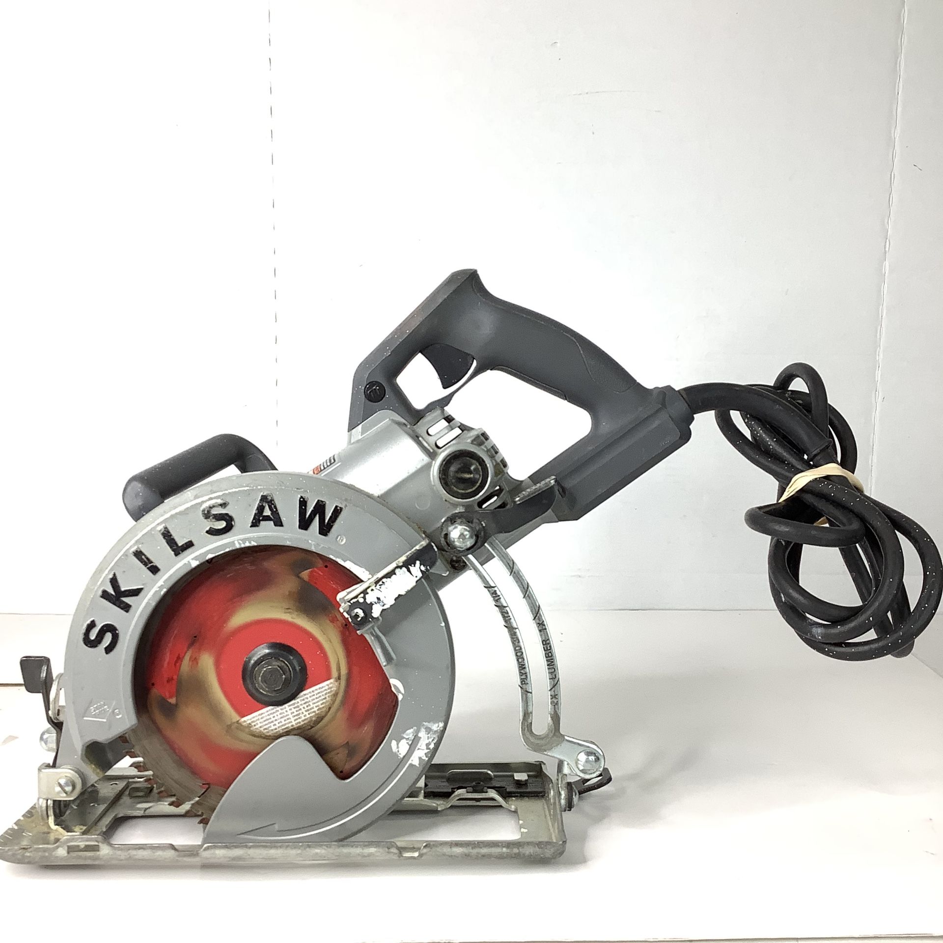 Skilsaw SPT77 Worm Drive 7 1/4” Corded Circular Saw