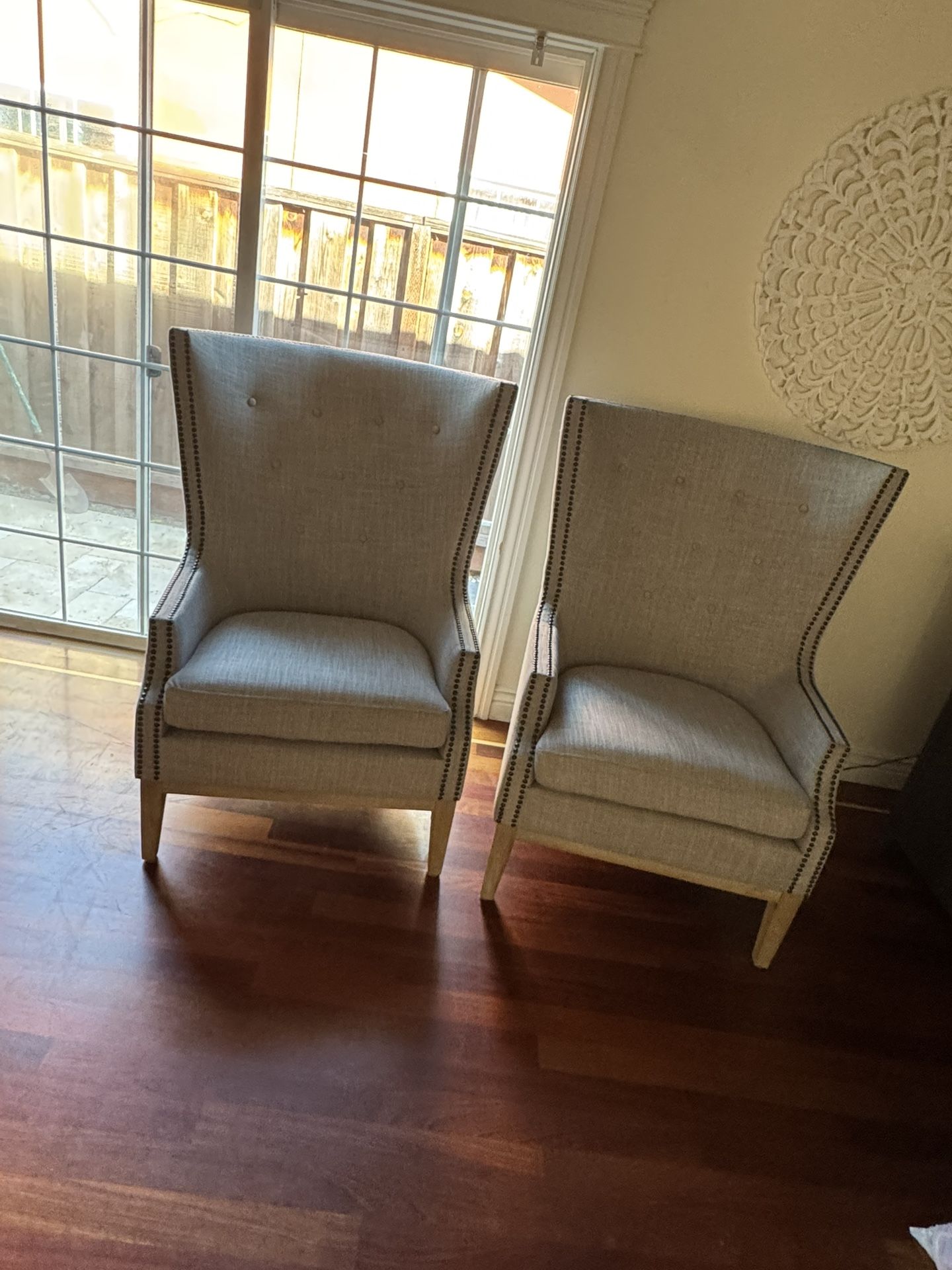 Accent Chairs