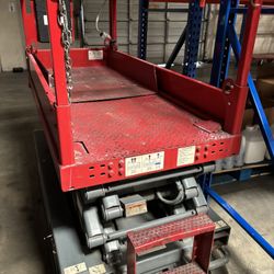 Scissor Lift