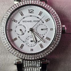 New Michael Kors Women's Silvertone Watch 